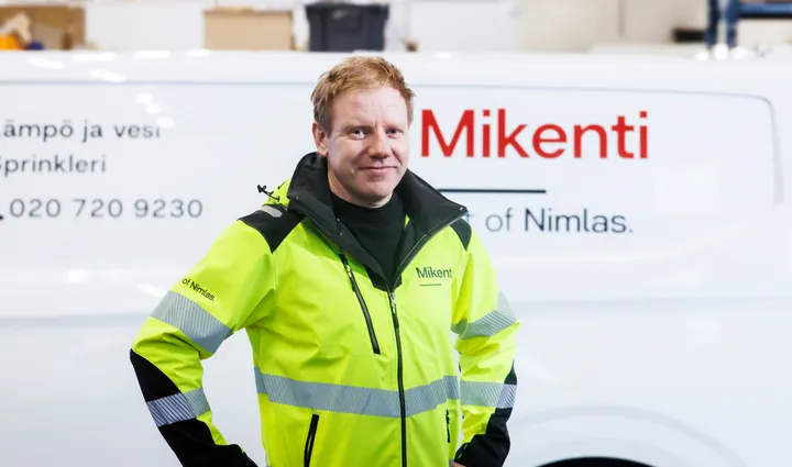 Pääurakoitsijalta putkiliikkeen toimitusjohtajaksi